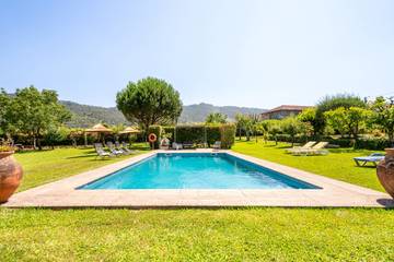 Gîte pour 2 personnes, avec piscine ainsi que jardin et balcon dans Barcelos