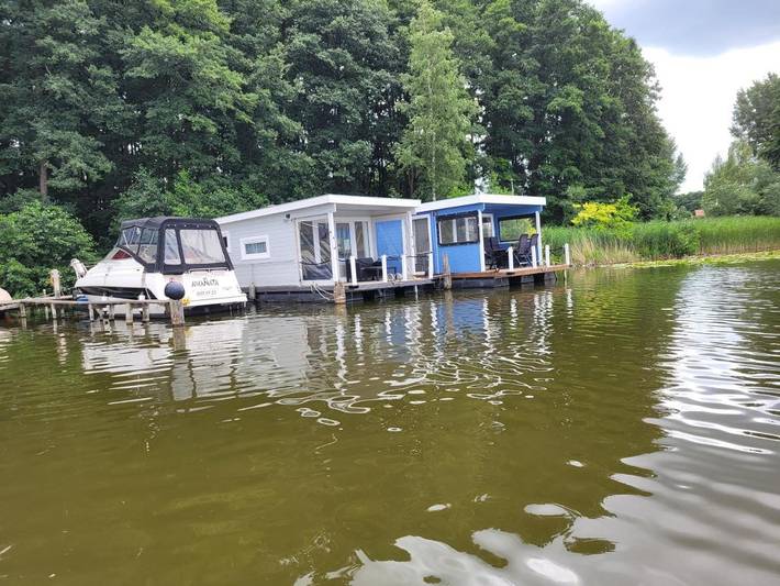 Ferienhaus für 2 Personen, mit Terrasse und Ausblick sowie Seeblick in Mirow