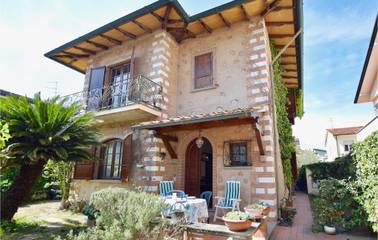 Ferienhaus für 7 Personen, mit Garten, mit Haustier in Viareggio