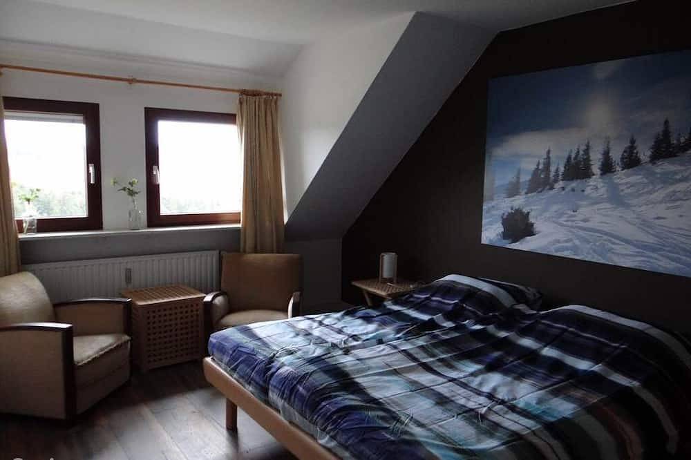 Ganze Wohnung, 3 bedroom apartment in winterberg in Langewiese, Winterberg