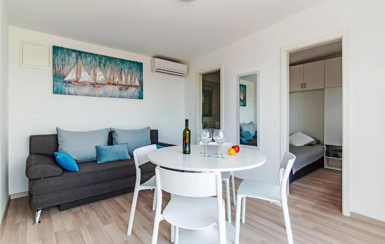 Ferienhaus für 4 Personen, mit Pool und Garten sowie Terrasse in Drage - 4