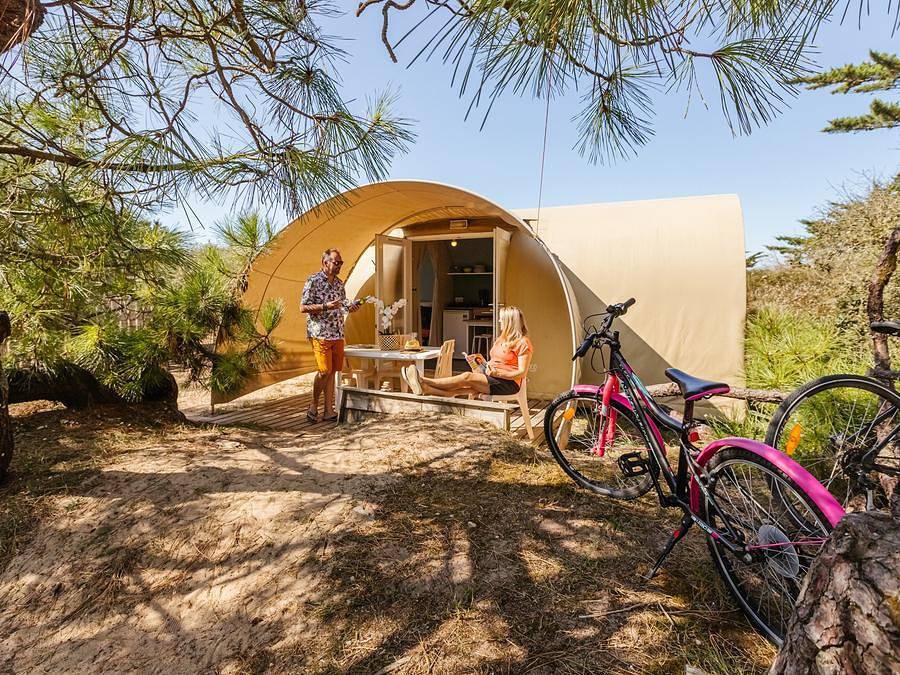 Camping Mahana by La Pège  - Hébergement 4 personnes - Coco sweet- Kon Tiki - 2 chambres - 16m² 4 pers in Saint-Hilaire-de-Riez, Vendée