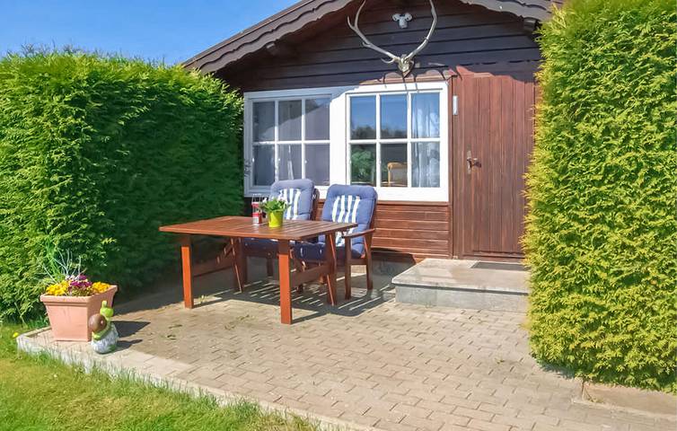 Ferienhaus für 2 Personen, mit Seeblick und Garten in Mecklenburgische Seenplatte - 2