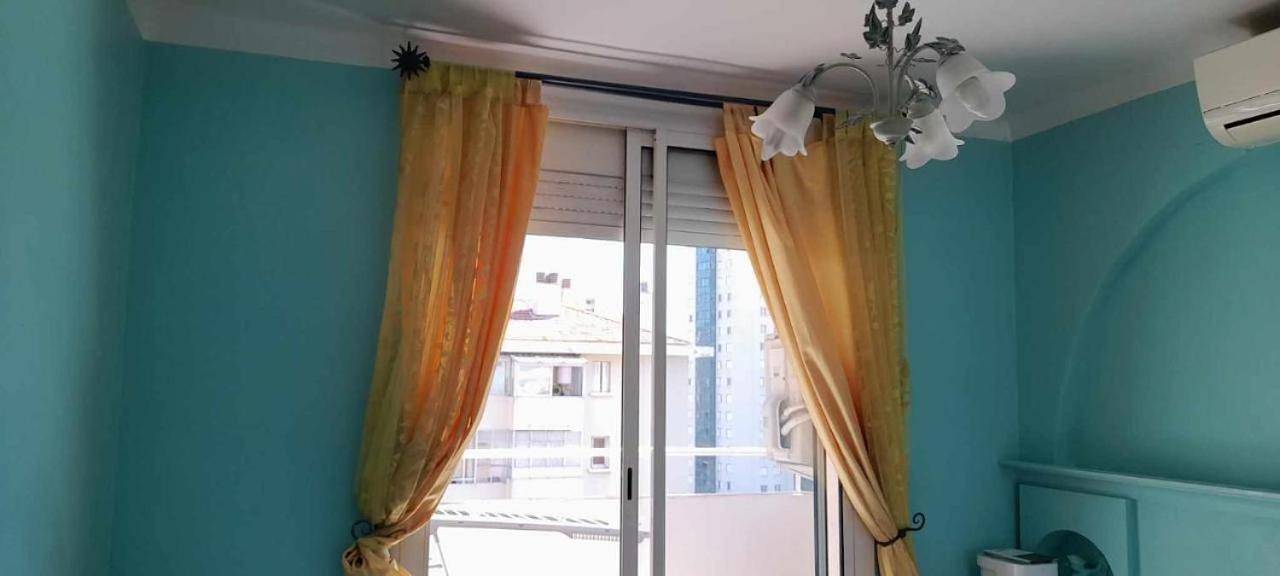 Double Room with Balcony in Toulon, Côte méditerranéenne (France)