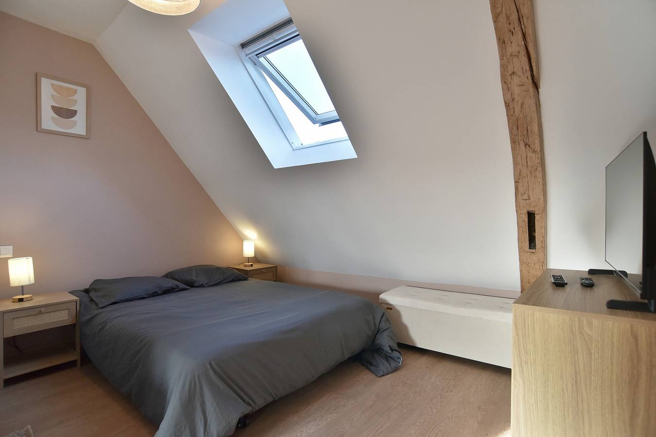 Apartamento entero, Les Trois Rois 6 - Centre Avranches in Avranches, Bahía del Monte Saint-Michel