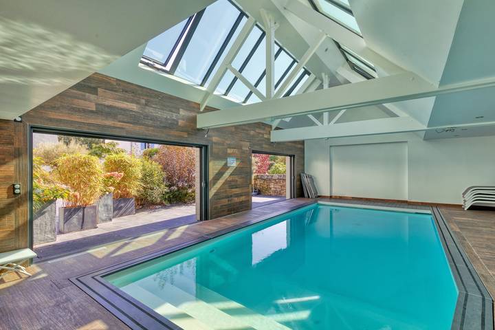 Appartement entier, Appartement Villa Ker Minet - "Belle-Île" 12 pers vue sur la mer, piscine intérieure horaire partagé in Piriac-sur-Mer, Côte d'Amour