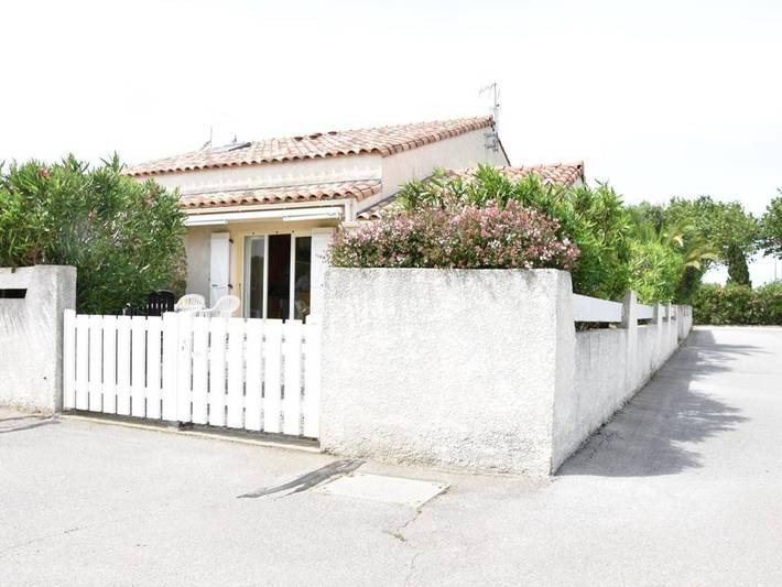 Location de vacances pour 6 personnes, avec terrasse dans Plage du Grazel - 2