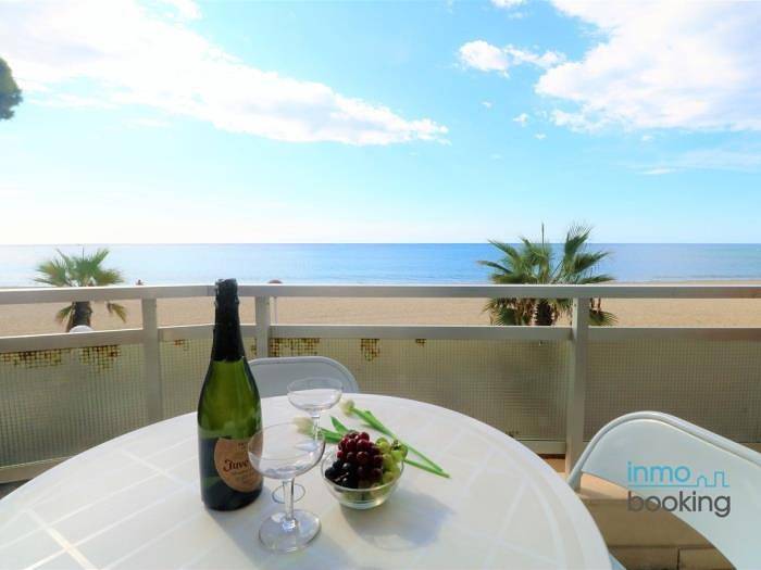 Apartamento vacacional entero, Costa D’or, frontal al mar in Vilafortuny, Cambrils