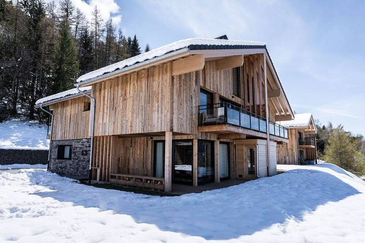 Chalet pour 12 personnes, avec sauna et balcon