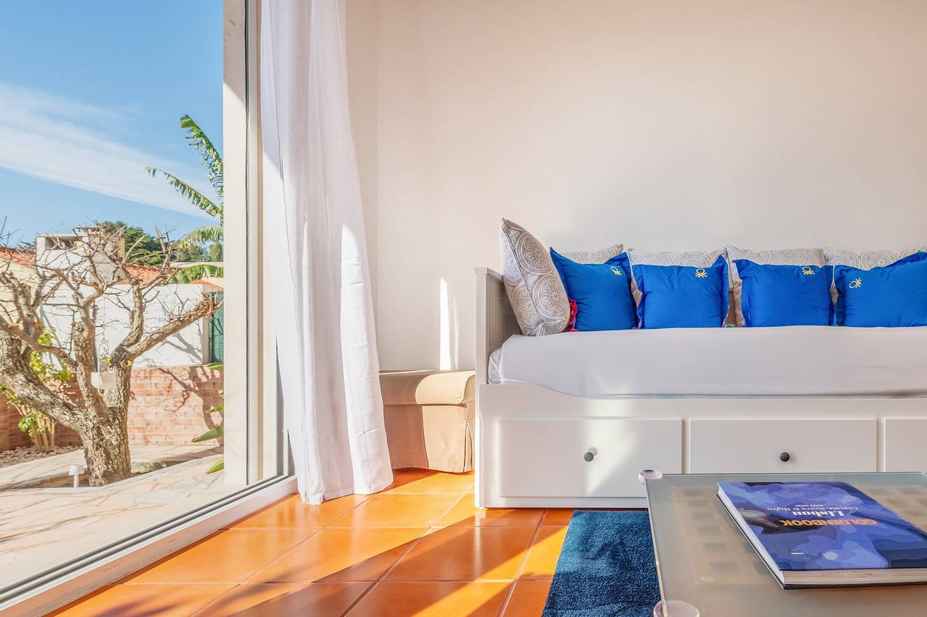 Entire apartment, Charming Haven on the Portuguese Riviera in Parede, Carcavelos e Parede