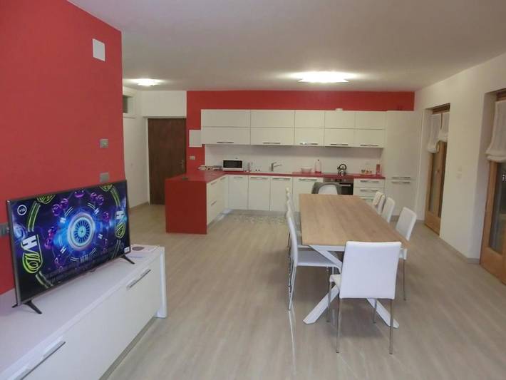 Gîte pour 9 personnes, avec terrasse et vue dans Passo Del Tonale - 4