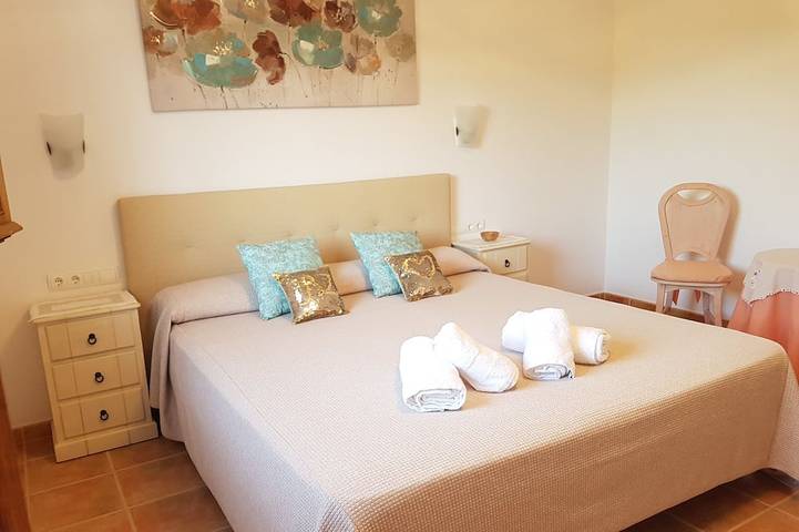 Cottage für 5 Personen, mit Terrasse und Garten sowie Whirlpool auf Ibiza - 2