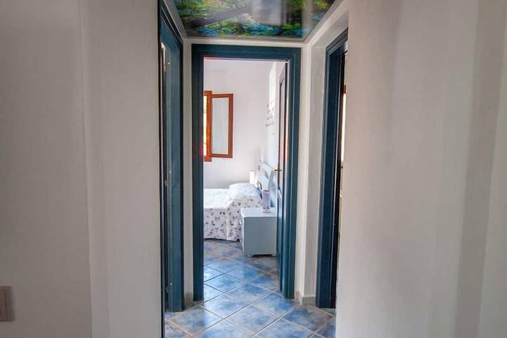 Location de vacances pour 5 personnes, avec balcon ainsi que piscine et jardin à Monte Petrosu - 2