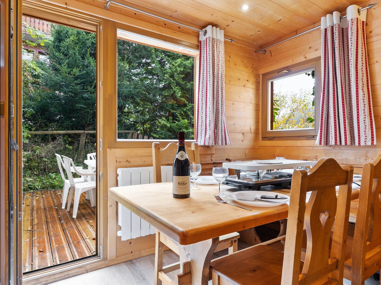 Appartement entier, Le Petit Savoyard in Chatel, Les Portes du Soleil