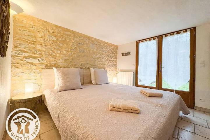 Location de vacances pour 4 personnes, avec piscine et jardin à Saint-Médard - 4