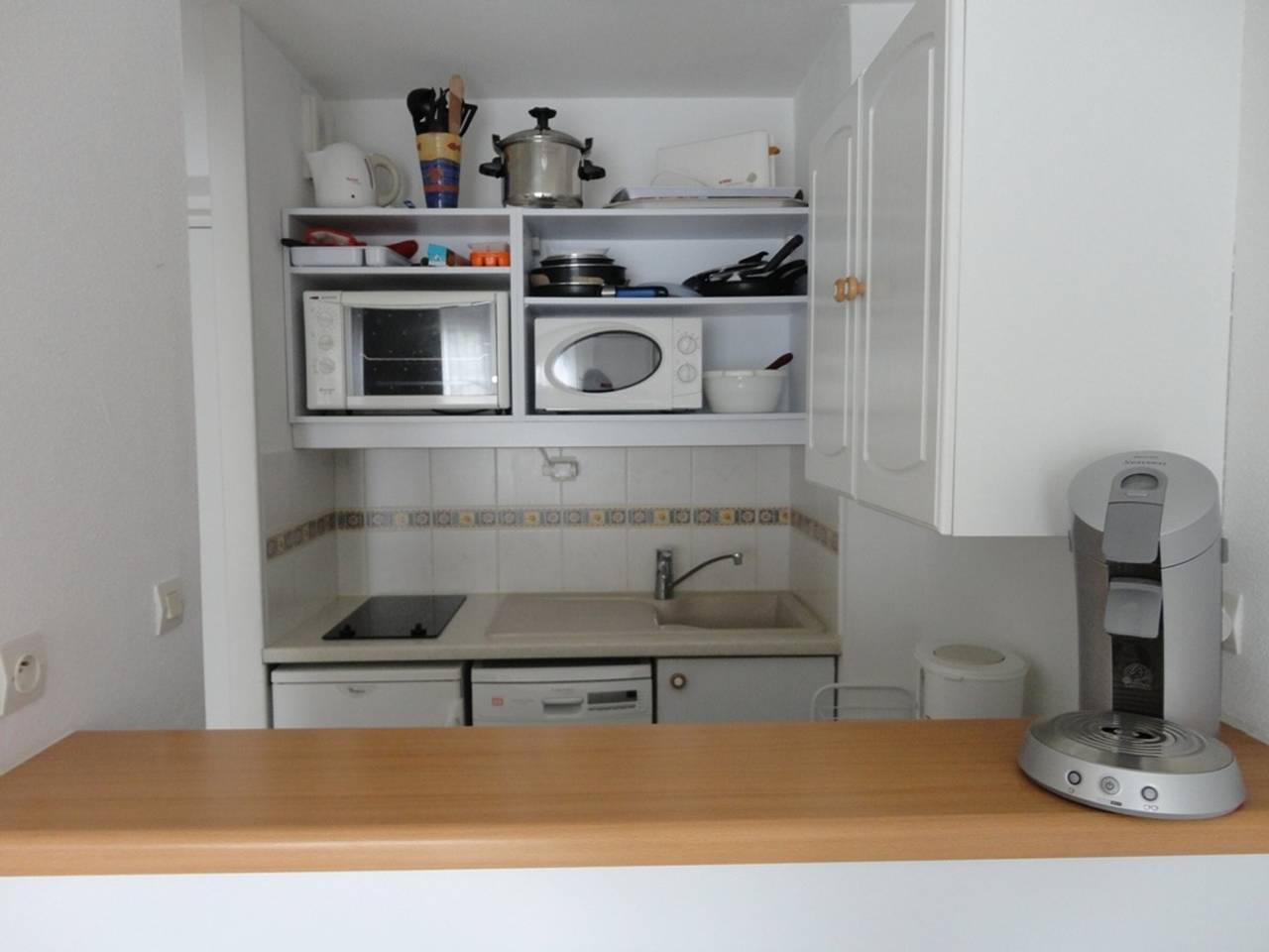 Entire apartment, Quiet Area Near Beach – Cosy Duplex with Parking in Fouras, Rochefort region