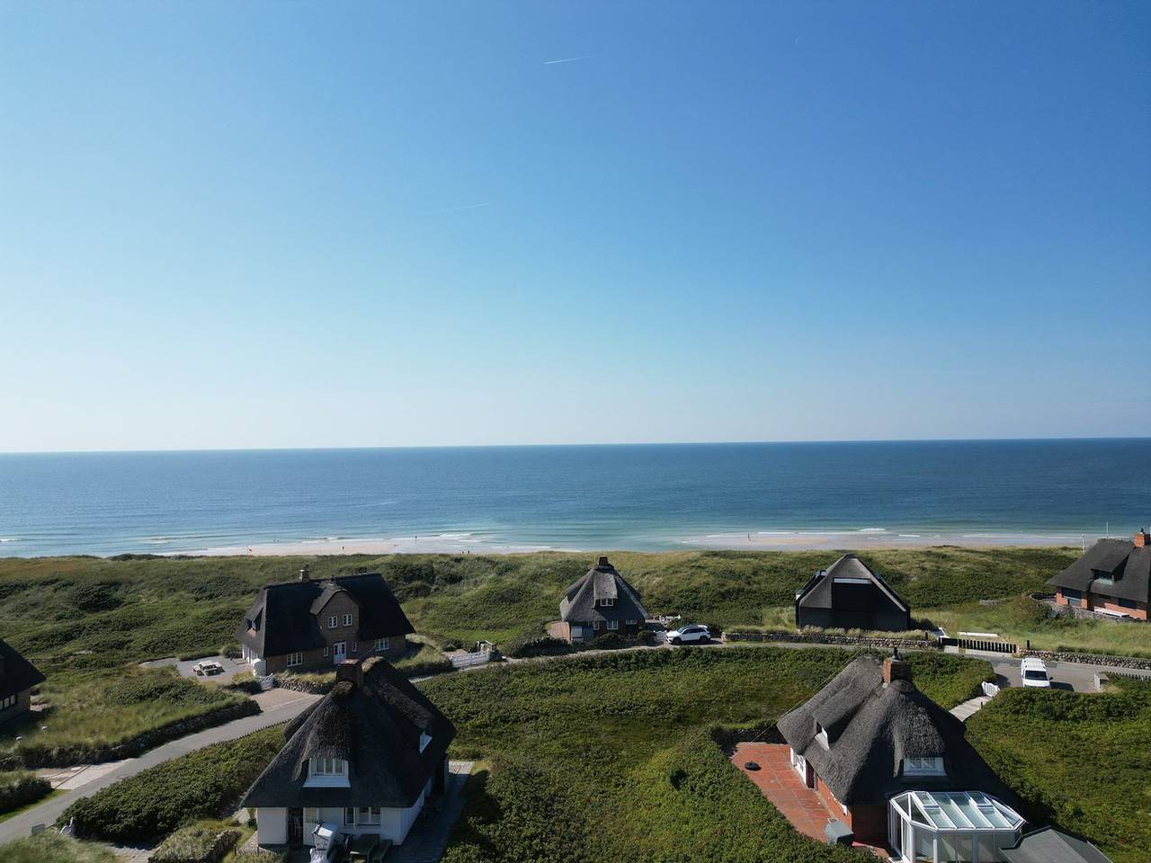Gemütliches Reetdachhaus für 6 Personen in den Dünen von Hörnum – Meerblick und Strandnähe inklusive in Hörnum, Sylt