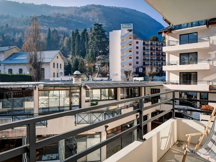 Apartamento entero, Apartamento 2* con 1 dormitorio, balcón, admite mascotas, parking in Brides-les-Bains, Massif de la Vanoise