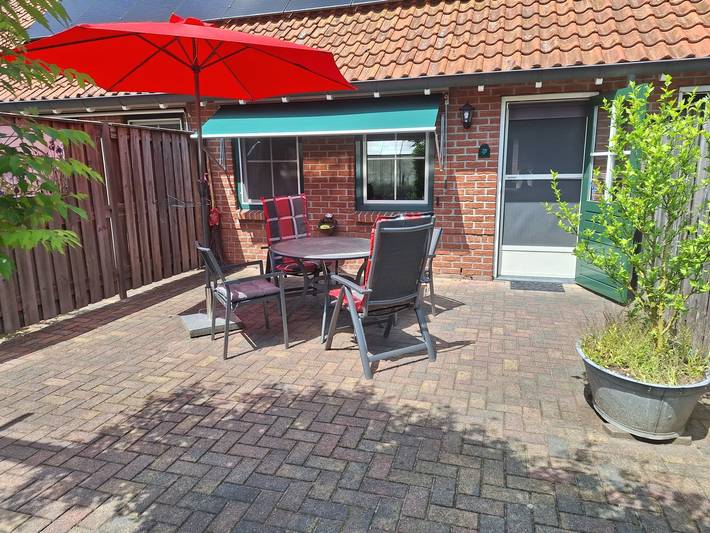 Ferienhaus für 4 Personen, mit Terrasse und Garten in Losser