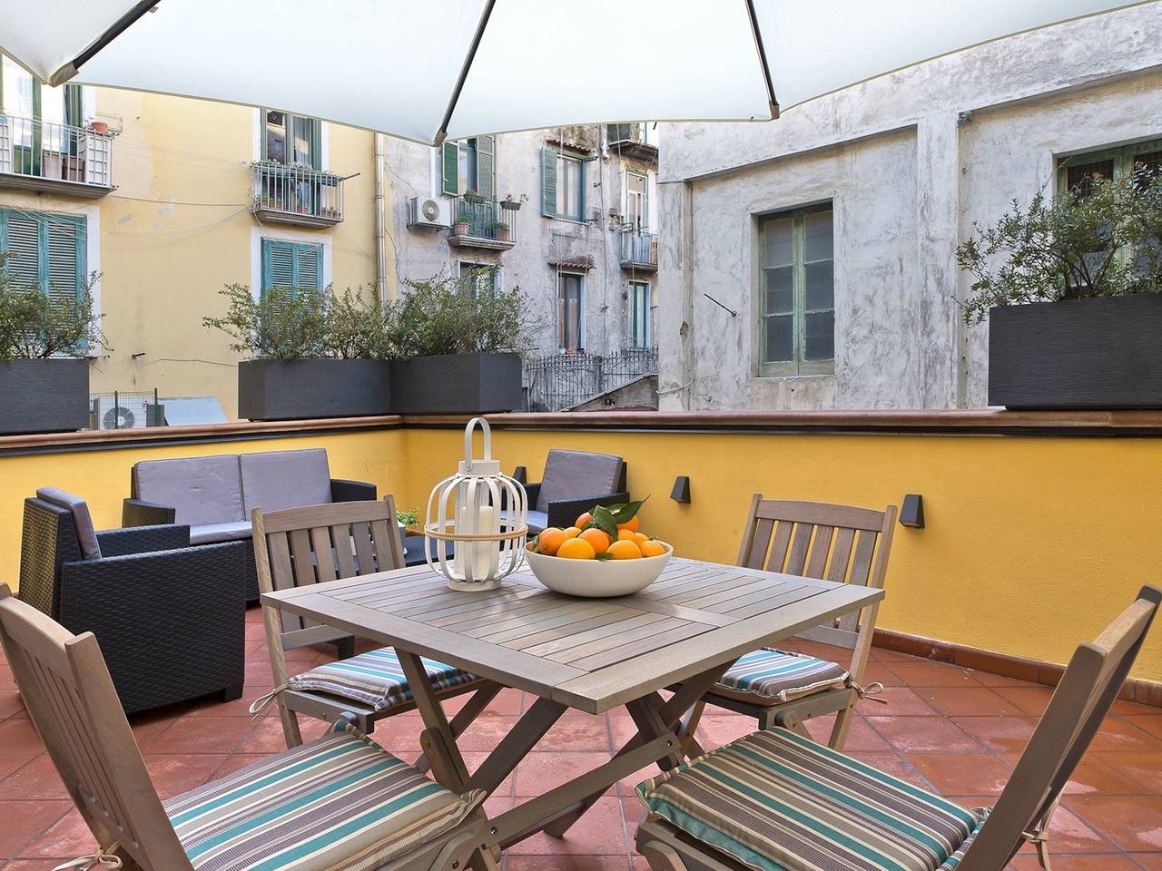 Ganze Wohnung, Le terrazze sul cortile - Yellow in Salerno, Tyrrhenische Küste Kampanien