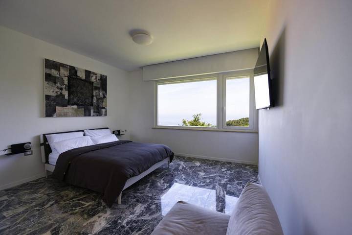 Maison d’hôte pour 4 personnes, avec piscine ainsi que jardin et jacuzzi à Ancône - 2