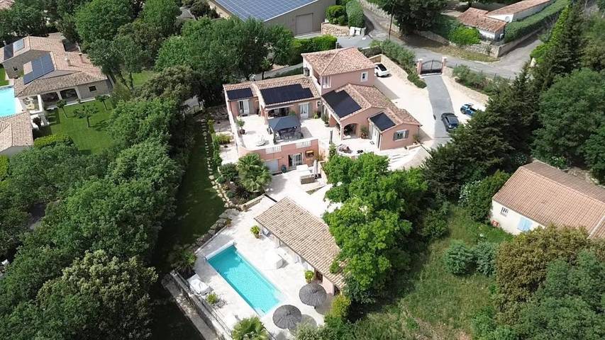 Chambre d’hôte pour 2 personnes, avec piscine ainsi que vue et jardin à Flayosc - 3