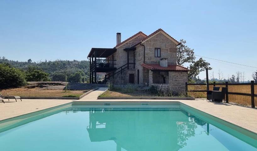 Apartamento de férias para 6 pessoas, com Terraço e Jardim e ainda Piscina and Vista em Oliveira do Hospital