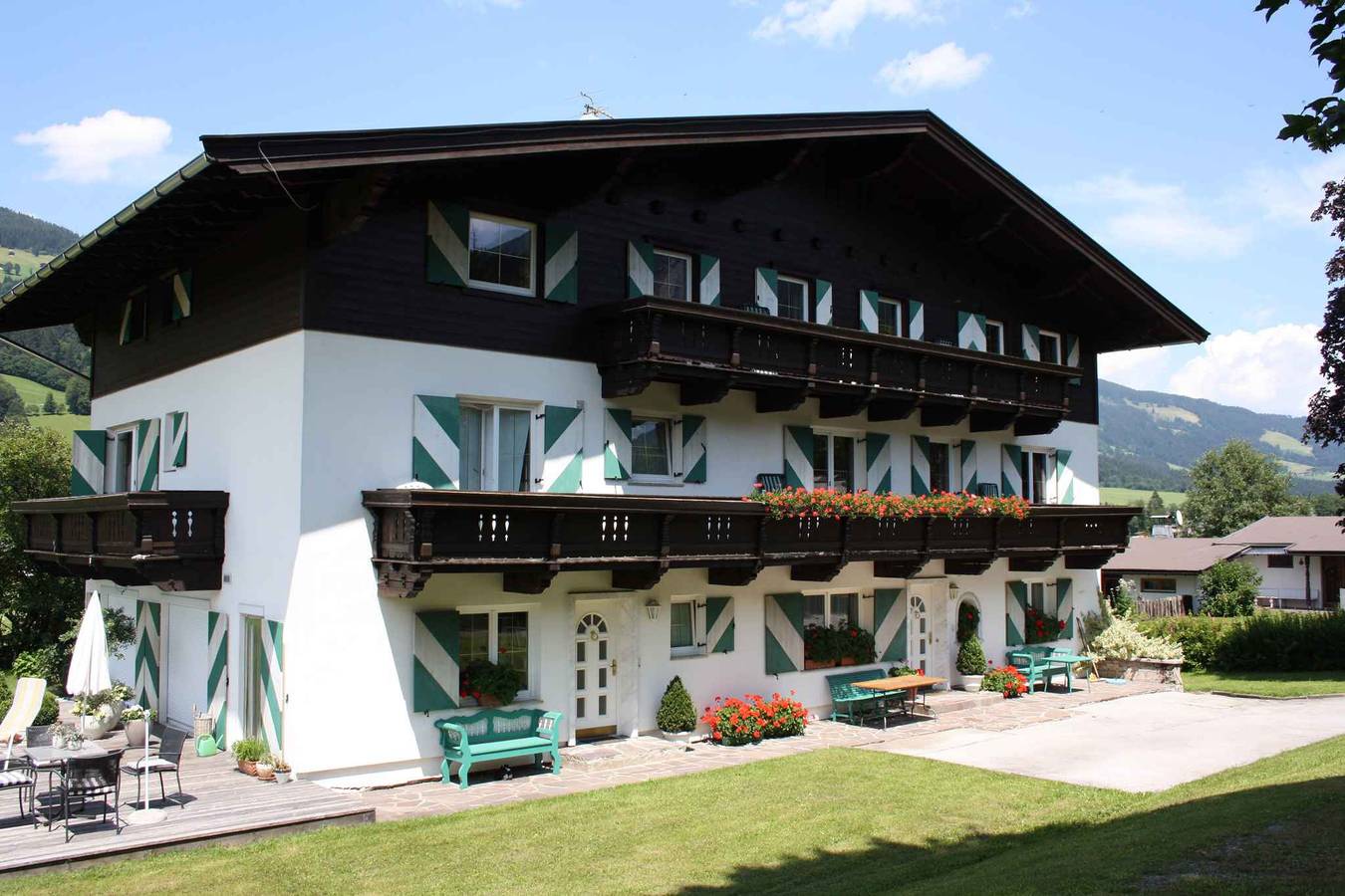 Ganze Ferienwohnung, Ferienwohnung mit Balkon und Parkplatz in Brixen im Thale, Kaisergebirge
