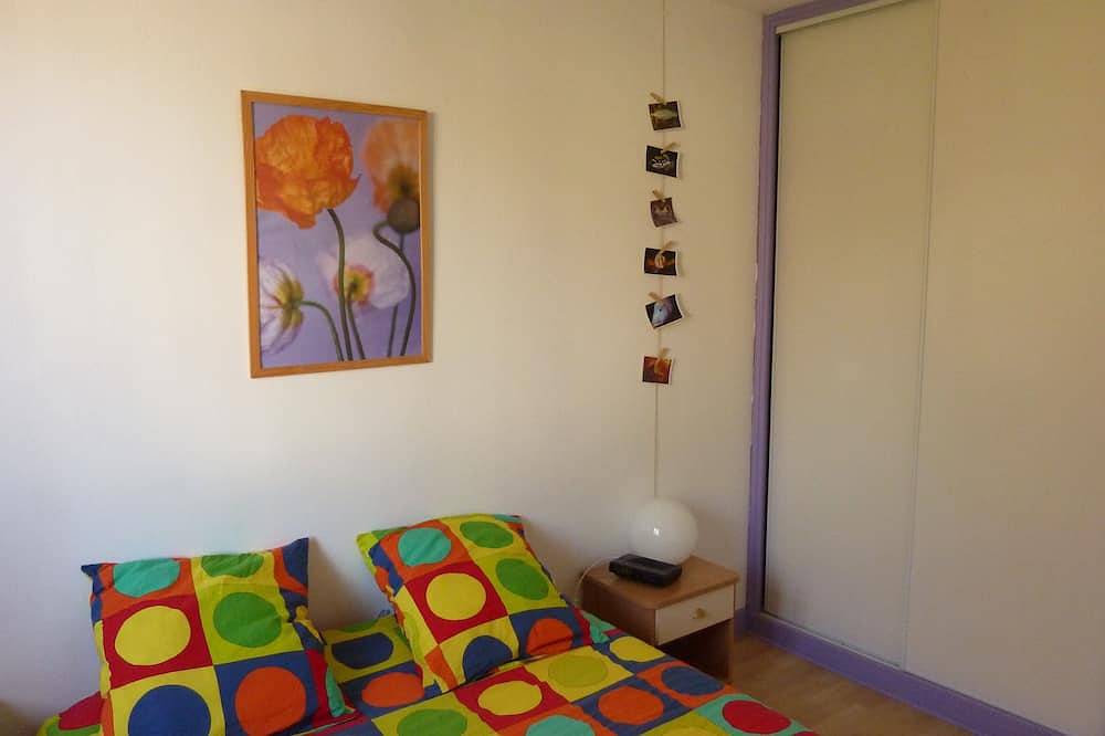 Décor moderne et soigné, confort,  jardin clos, calme, dans village de pêcheurs in Marsilly, Région de La Rochelle