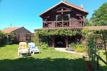 Gîte pour 2 personnes, avec jardin à Bessines-sur-Gartempe