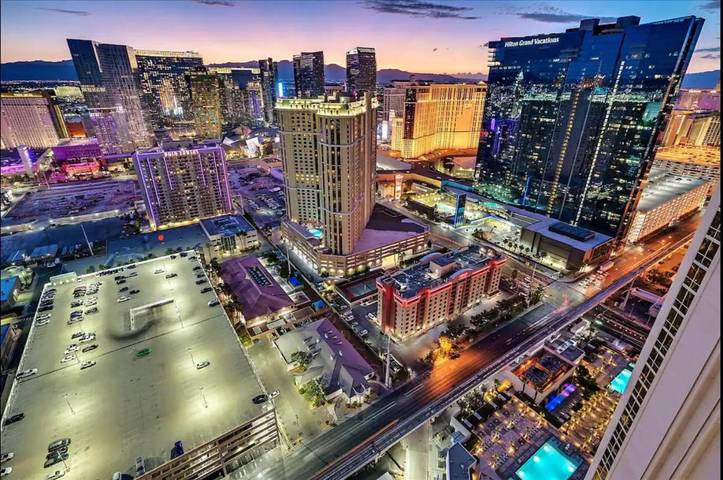 Ośrodek wypoczynkowy dla 6 osób, z widok i ogród oraz basen w Paradise (Las Vegas)