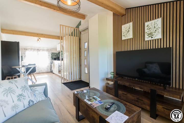 Gîte pour 2 personnes, avec jardin et piscine ainsi que jacuzzi et terrasse dans Haute-Garonne - 3