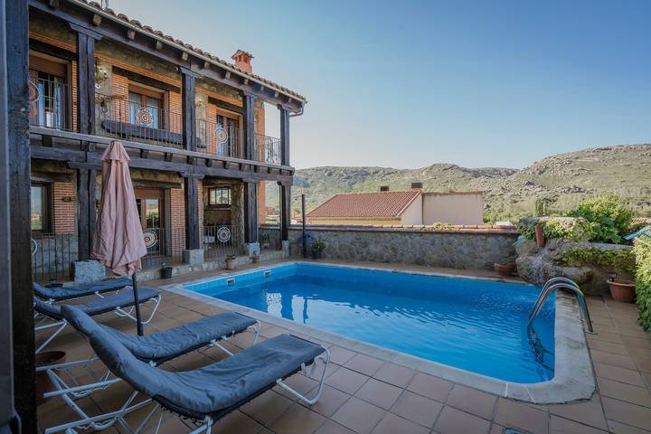 Chalet para 12 personas, con Balcón y Jardín en Riofrío, Provincia de Ávila
