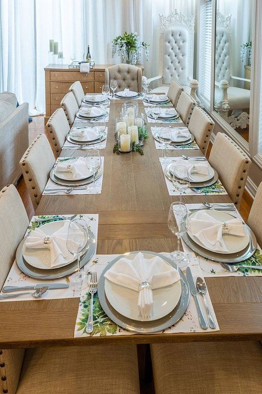 Vacation rental for 9 people, with balcony and yard in Chicago