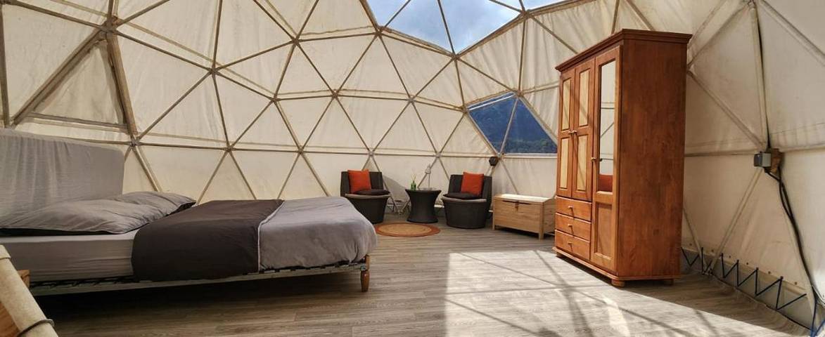 Tente pour 3 personnes, avec vue ainsi que terrasse et jardin sur l' Île de la Réunion - 4