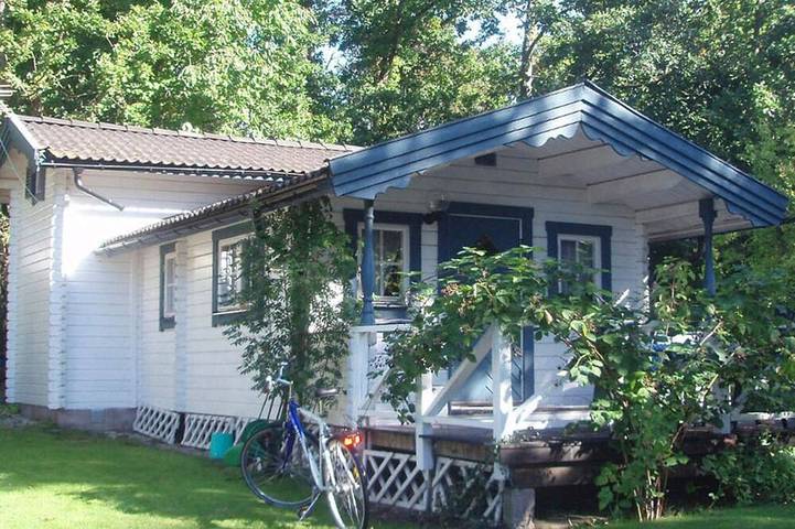 Ferienhaus für 3 Personen, mit Terrasse und Garten in Västervik
