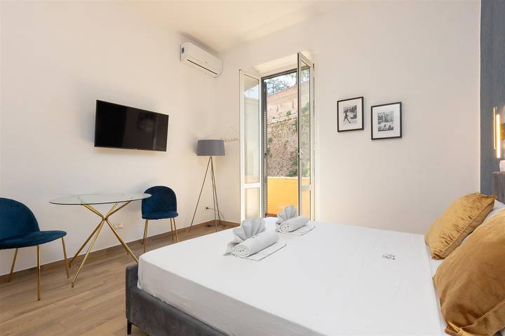 Ganze Wohnung, Ferienwohnung für 4 Personen mit Balkon/Terrasse in Vatikan, Rom Provinz