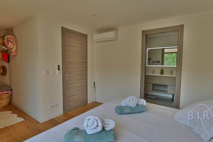 Location de vacances pour 8 personnes, avec jardin et terrasse à Pégomas - 4