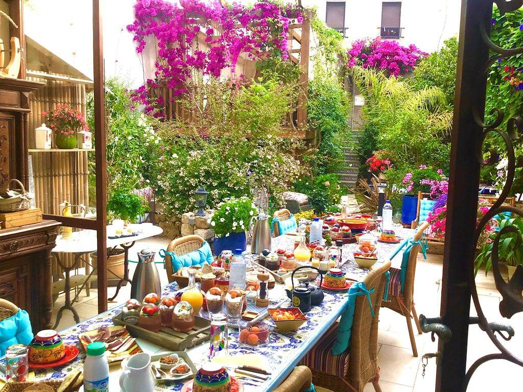 Maison Monsieur Pierre - Chambre Empire petit déjeuner inclus in Leucate, Région de Narbonne