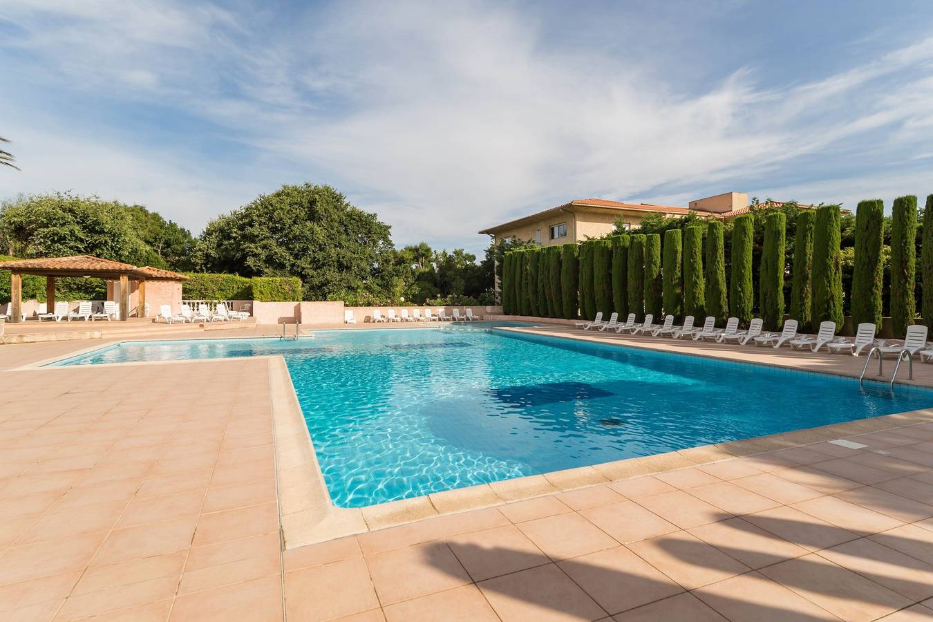 Entire studio, Eden Parc Studio 2p in Saint-Tropez, Mediterranean Coast (France)