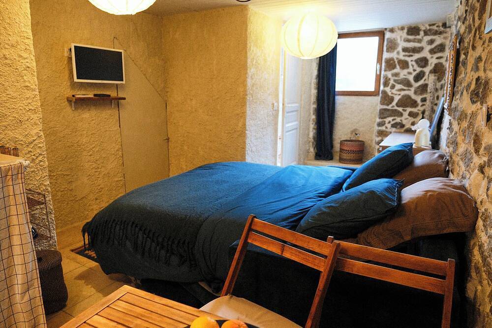 Studio in a village house in Corbara in Corbara, Calvi e dintorni