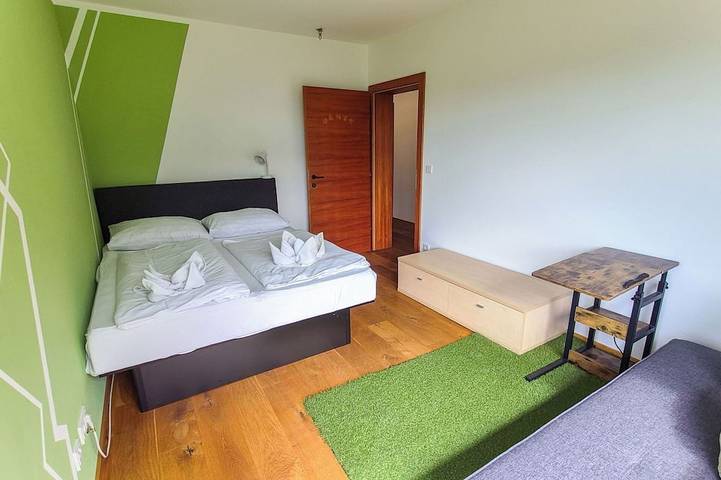 Atemberaubendes  Ferienhaus für 7 Leute mit  W-Lan, Tv und Terrasse in Techelsberg am Wörther See, Klagenfurt-Land