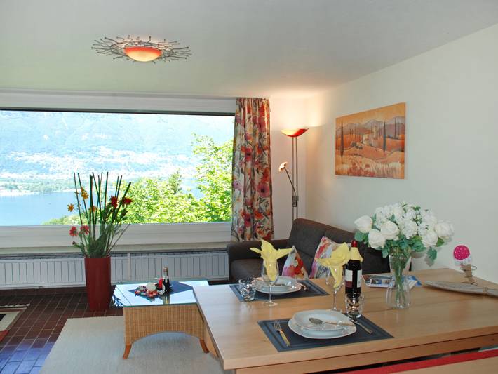 Ferienwohnung für 4 Personen, mit Ausblick und Seeblick sowie Terrasse, mit Haustier in Gambarogno - 4