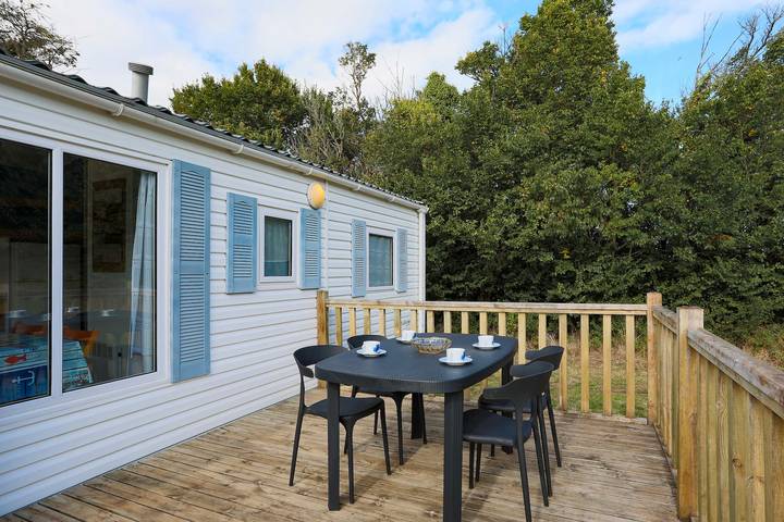 Camping pour 4 personnes, avec jardin