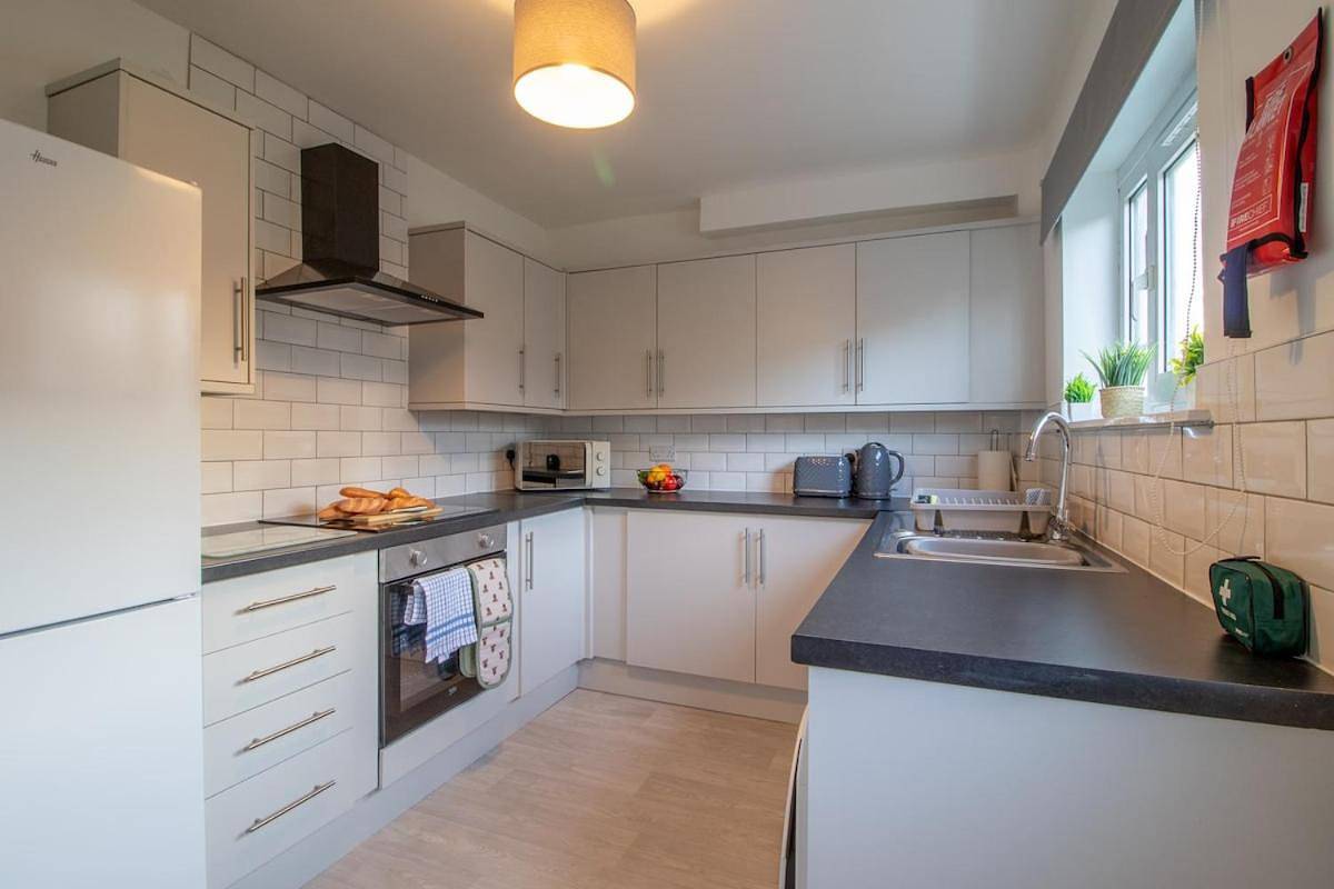 Appartement entier, Raeburn House- 3 Bedrooms, 2 Bathrooms in Hamilton in Hamilton, South Lanarkshire