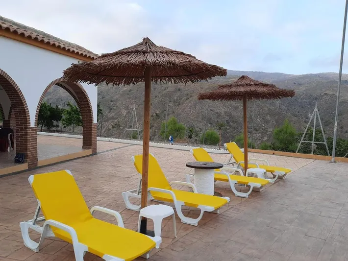 Chalet für 7 Personen, mit Garten und Ausblick sowie Pool - 1