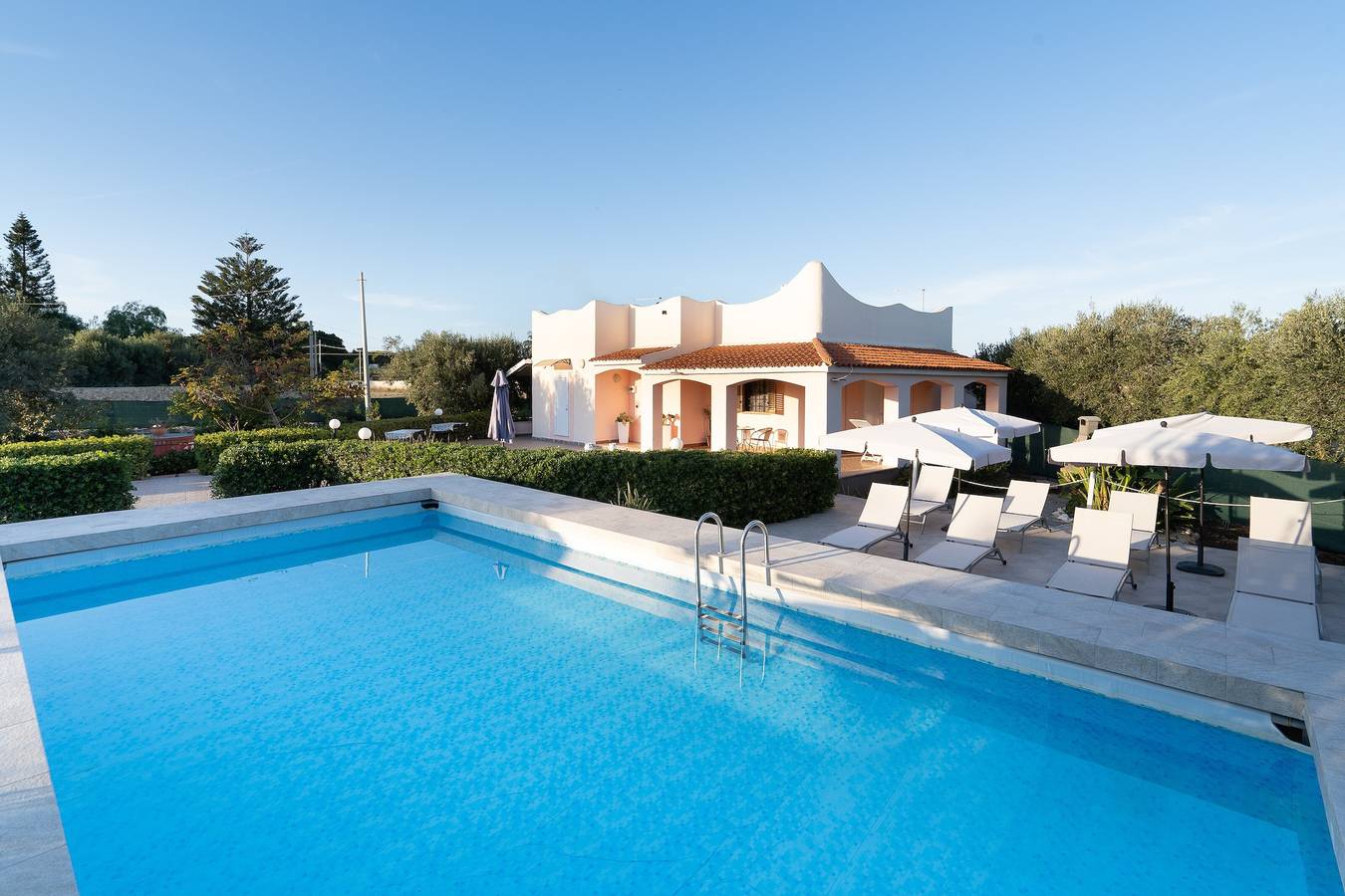 Villa 'Leale Plemmirio' con piscina privata, Wi-Fi e aria condizionata in Siracusa, Siracusa e dintorni