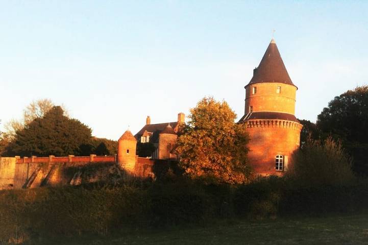 Location de vacances pour 6 personnes, avec jardin à Wierre-au-Bois
