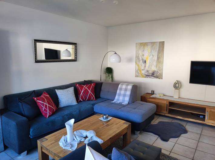 Ferienwohnung für 2 Personen, mit Balkon und Garten in Igel