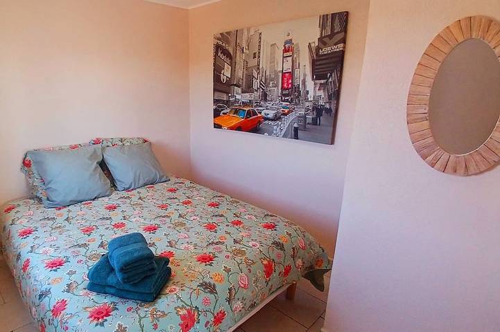 Ganze Wohnung, Peaceful Holidays With Breathtaking Views in Super Quite Area in Le Cannet, Mittelmeerküste (Frankreich)